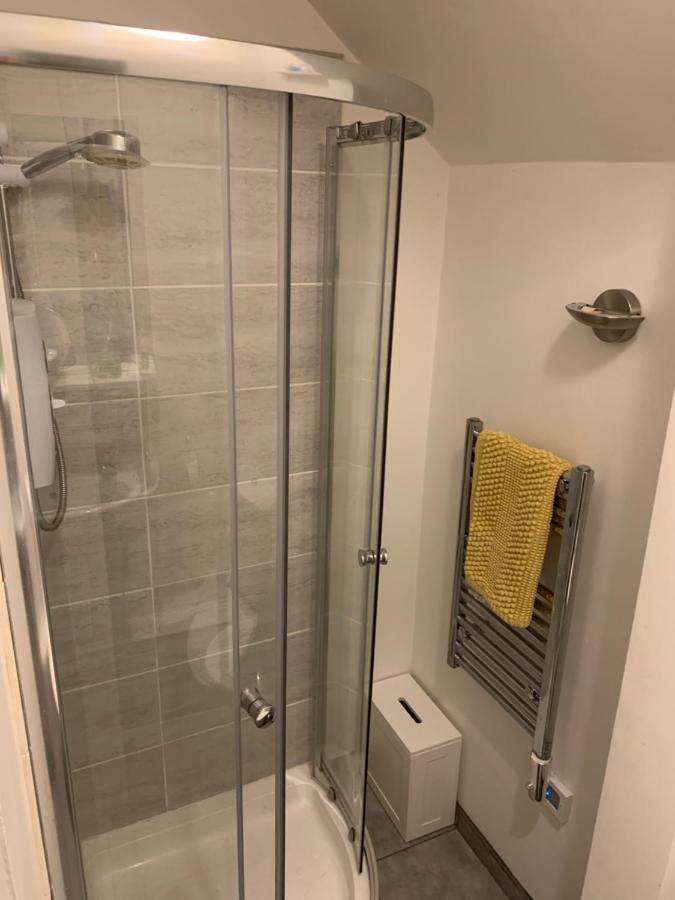 Hildegard Ground Floor Rooms Вітбі Екстер'єр фото